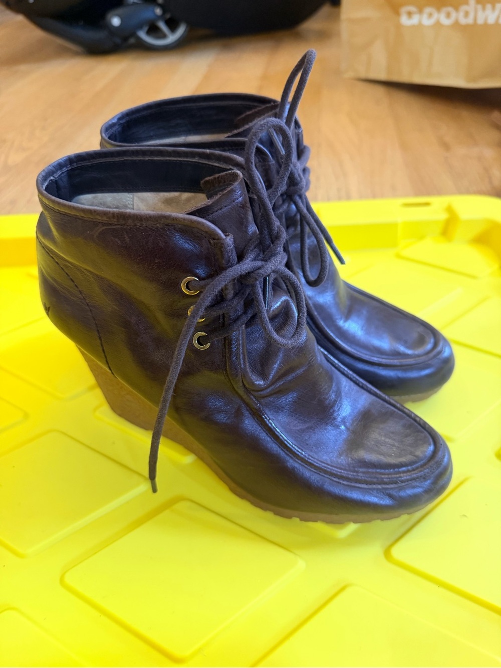 Ladies Size 9.5 "Michael Kors" Dark Brown Lace-Up Wedge Ankle Boots GUC